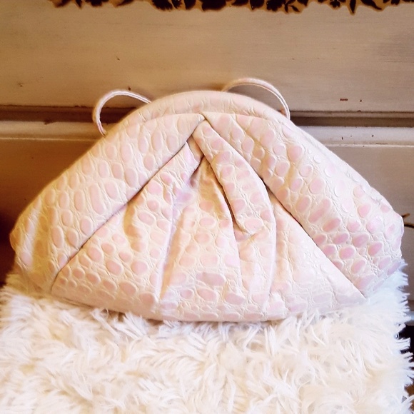 Vintage Pink Embossed Reptile Leather Bag - Picture 3 of 7